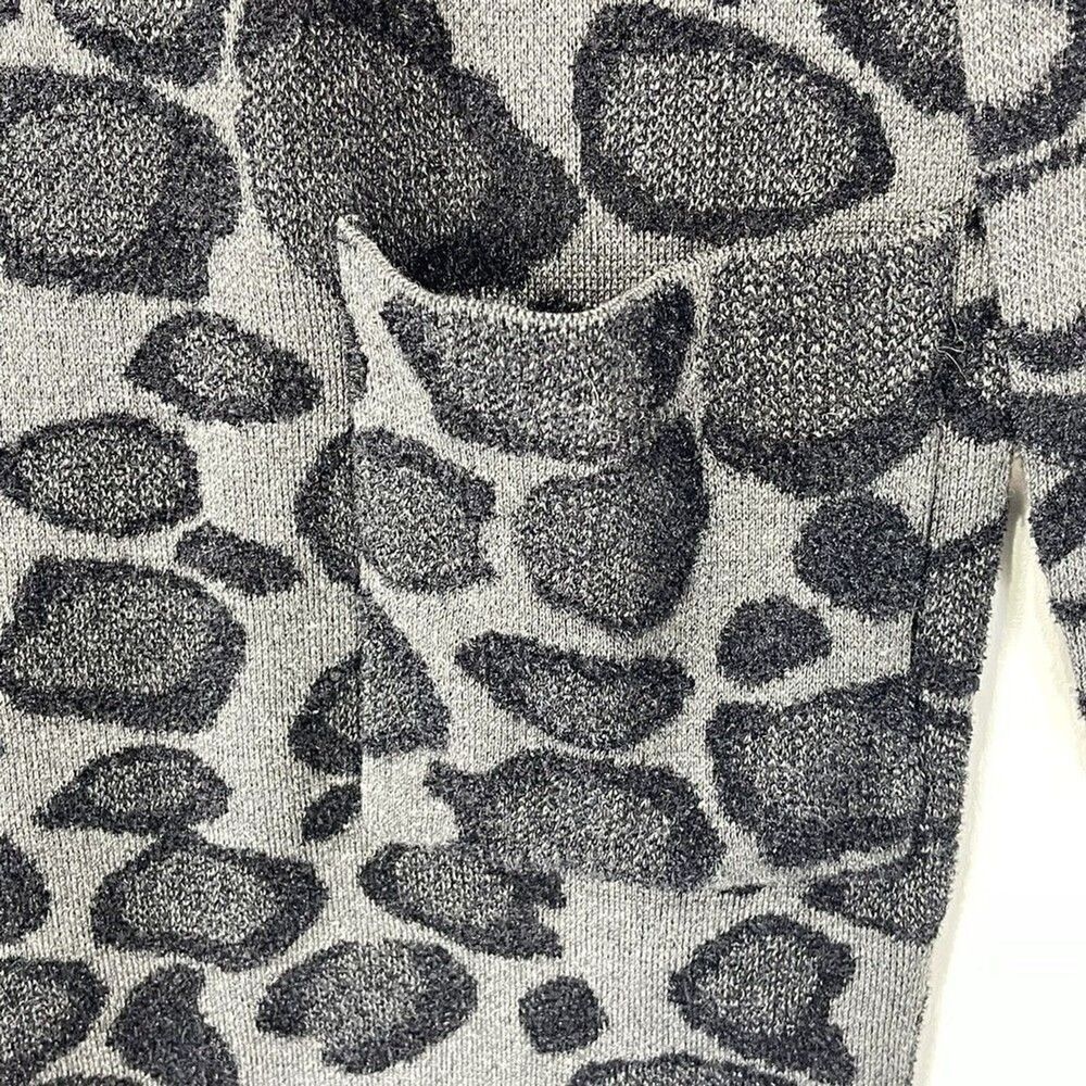 Women’s Cardigan Open Front Size M Gray Leopard Print Knit Pocked Sweet Romeo - Picture 10 of 16